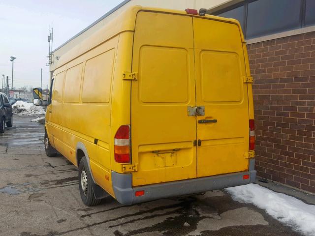 WD0PD744655790625 - 2005 DODGE SPRINTER 2 YELLOW photo 3