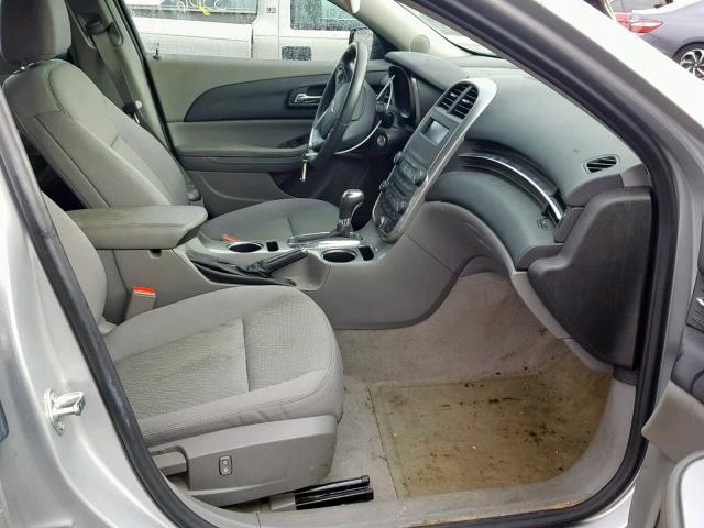 1G11B5SL9FU153585 - 2015 CHEVROLET MALIBU LS SILVER photo 5