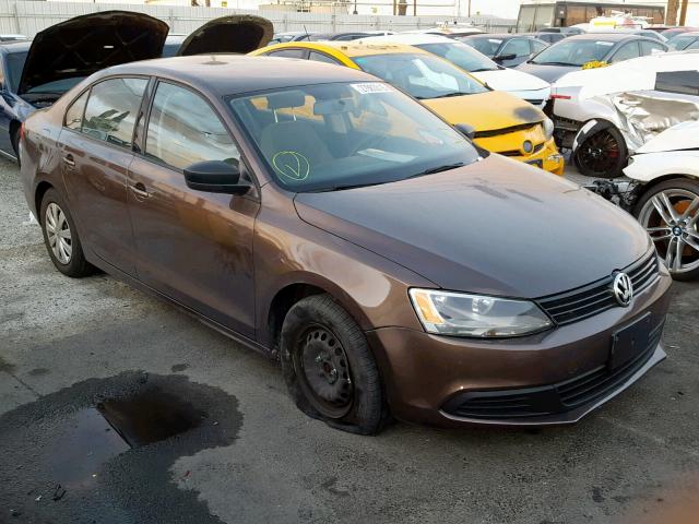 3VW2K7AJ1EM391843 - 2014 VOLKSWAGEN JETTA BASE BROWN photo 1