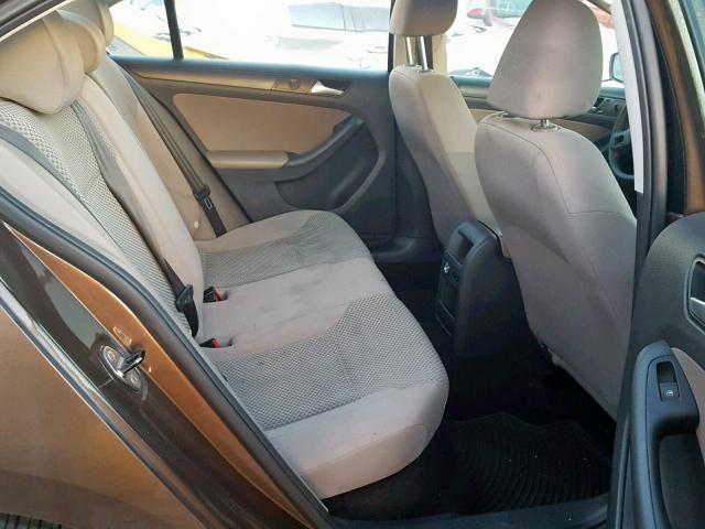 3VW2K7AJ1EM391843 - 2014 VOLKSWAGEN JETTA BASE BROWN photo 6