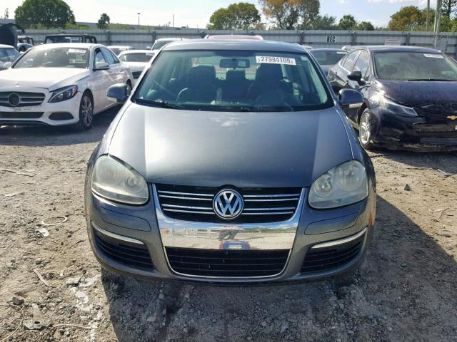 3VWRJ71K89M083178 - 2009 VOLKSWAGEN JETTA WOLF GRAY photo 9