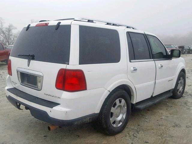 5LMFU28545LJ03365 - 2005 LINCOLN NAVIGATOR WHITE photo 4