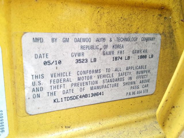 KL1TD5DE4AB130641 - 2010 CHEVROLET AVEO LS YELLOW photo 10