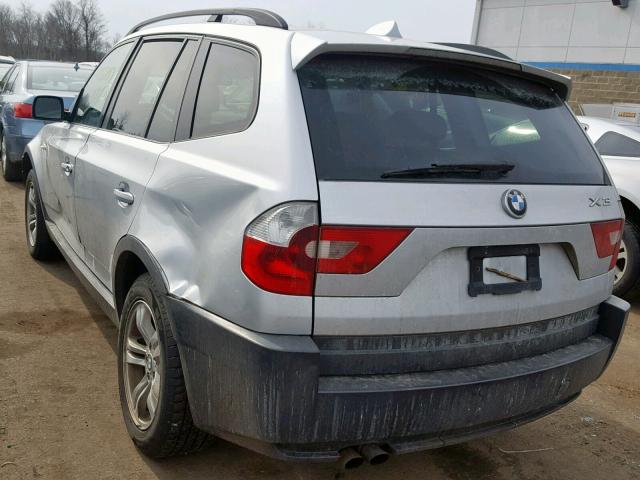 WBXPA93415WD19559 - 2005 BMW X3 3.0I SILVER photo 3