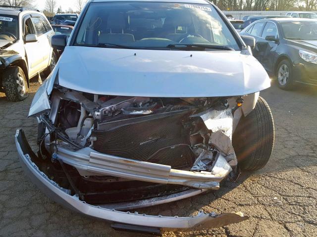 5FNRL5H24CB139295 - 2012 HONDA ODYSSEY LX SILVER photo 9