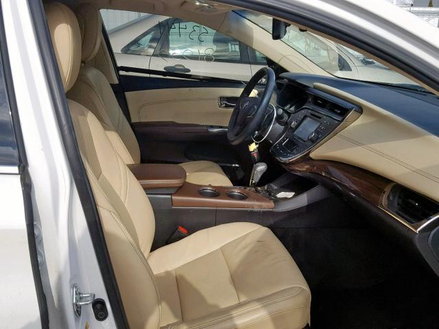 4T1BK1EB6FU171691 - 2015 TOYOTA AVALON XLE WHITE photo 5