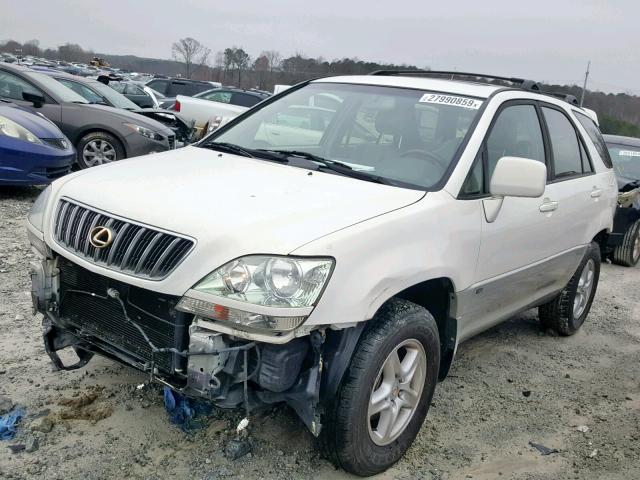 JTJGF10UX20149344 - 2002 LEXUS RX 300 WHITE photo 2