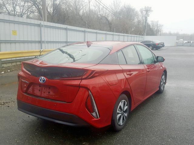 JTDKARFP5H3002755 - 2017 TOYOTA PRIUS PRIM RED photo 4