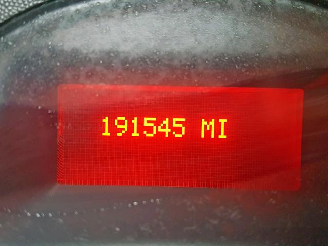 2G2WP552961238783 - 2006 PONTIAC GRAND PRIX SILVER photo 8