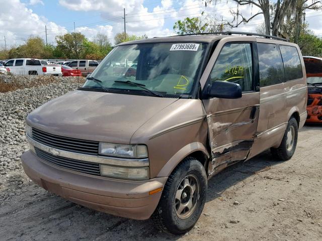 1GNDM19W4WB131214 - 1998 CHEVROLET ASTRO BEIGE photo 2