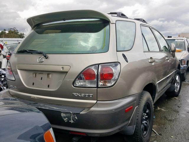 JTJHF10U310202940 - 2001 LEXUS RX 300 GOLD photo 4