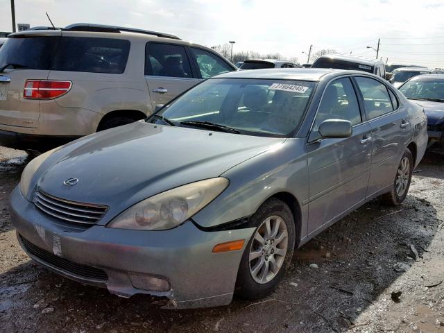 JTHBF30G020046533 - 2002 LEXUS ES 300 GREEN photo 2