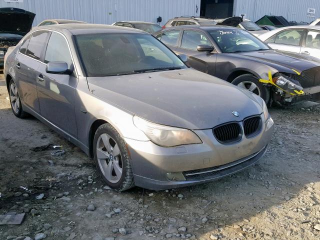 WBANV13598CZ54676 - 2008 BMW 528 XI GRAY photo 1