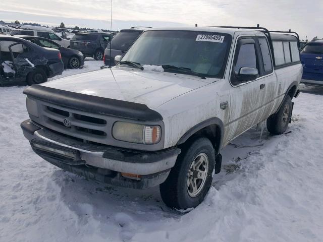 4F4DR17X1RTN11428 - 1994 MAZDA B4000 CAB WHITE photo 2