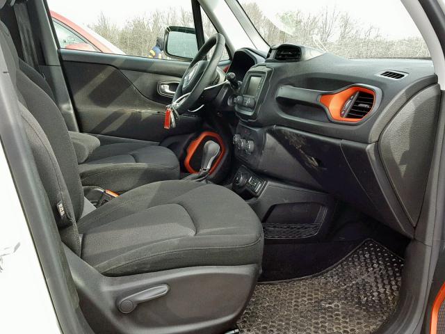 ZACCJBAB9JPH77343 - 2018 JEEP RENEGADE S თეთრი ფოტო 5