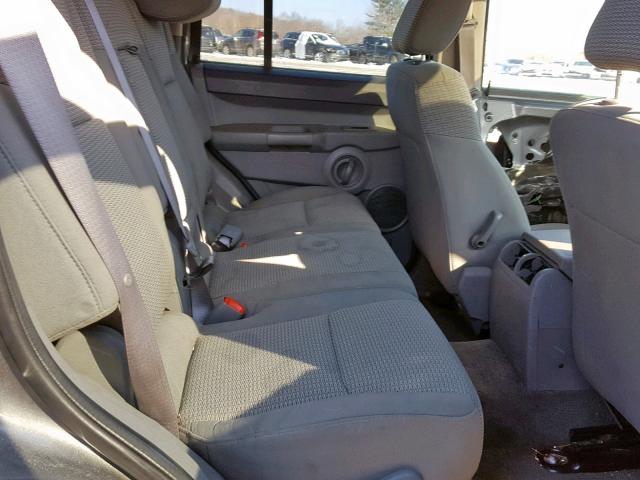 1J8HG48KX7C609027 - 2007 JEEP COMMANDER GRAY photo 6
