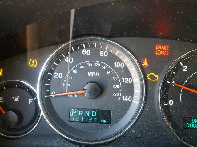 1J8HG48KX7C609027 - 2007 JEEP COMMANDER GRAY photo 8