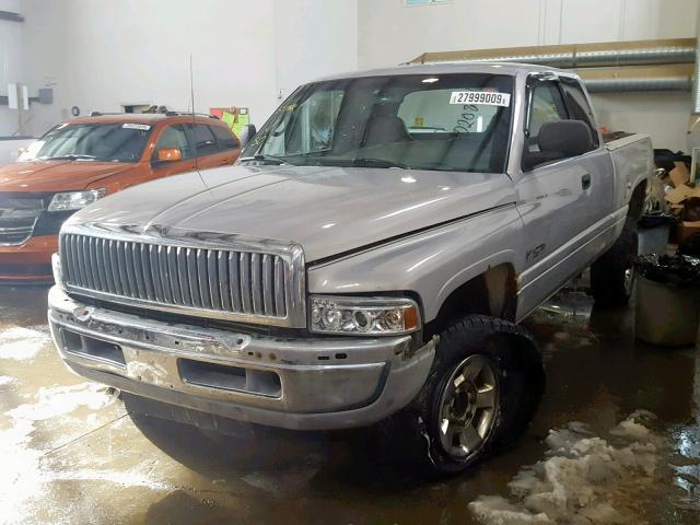 1B7KF2362WJ251124 - 1998 DODGE RAM 2500 SILVER photo 2