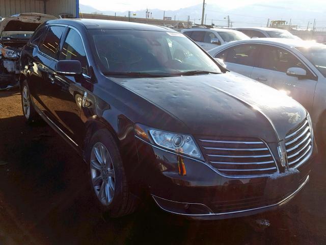 2LMHJ5AT8HBL00823 - 2017 LINCOLN MKT BLACK photo 1