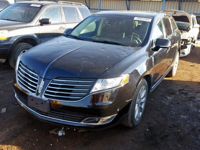 2LMHJ5AT8HBL00823 - 2017 LINCOLN MKT BLACK photo 2