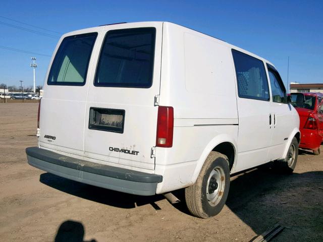 1GCDM19W4YB103215 - 2000 CHEVROLET ASTRO WHITE photo 4