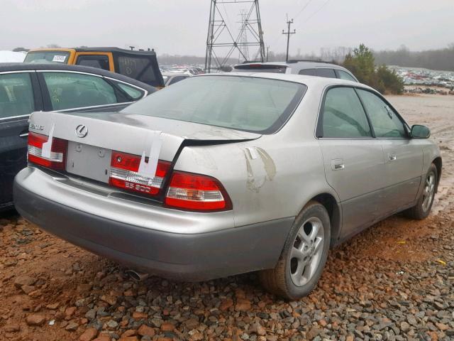 JT8BF28G9Y5077774 - 2000 LEXUS ES 300 SILVER photo 4