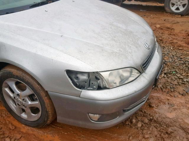 JT8BF28G9Y5077774 - 2000 LEXUS ES 300 SILVER photo 9