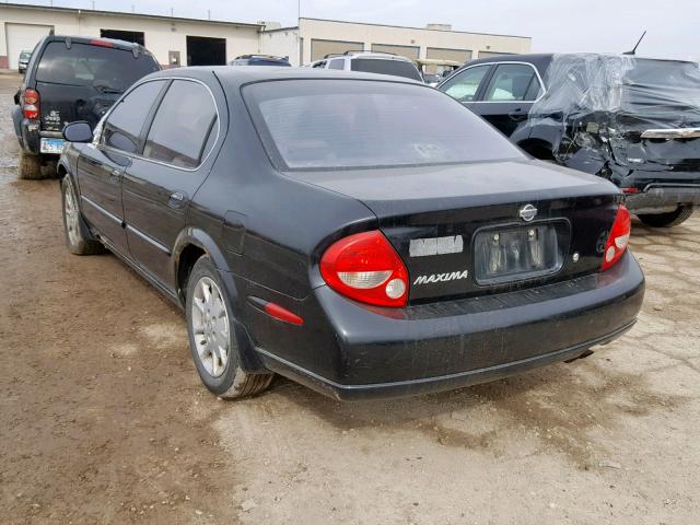 JN1CA31D61T802620 - 2001 NISSAN MAXIMA GXE BLACK photo 3