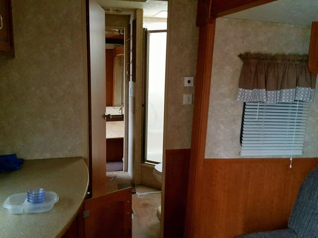 4X4TWDR208M049012 - 2008 OTHER RV WHITE photo 6