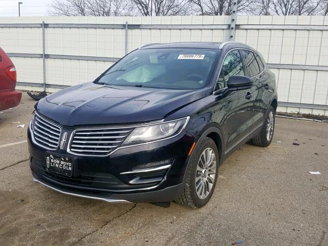 5LMCJ3C93HUL33280 - 2017 LINCOLN MKC RESERV BLACK photo 2