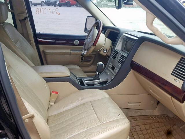 5LMEU88H85ZJ00572 - 2005 LINCOLN AVIATOR 黑色 照片 5