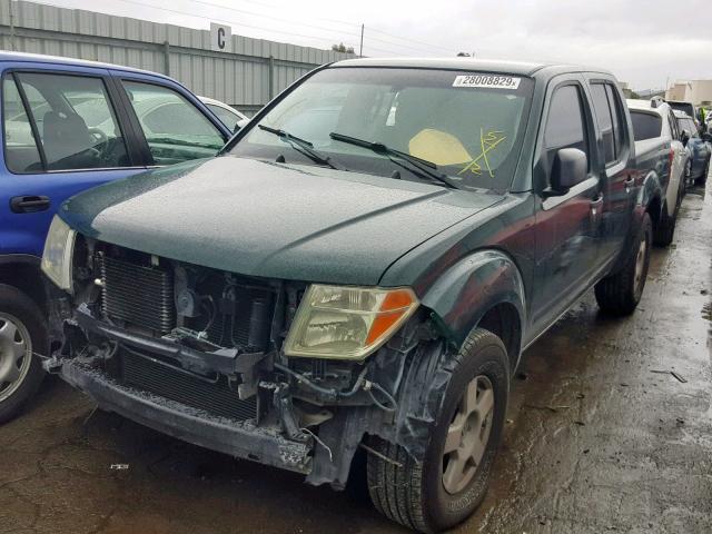 1N6AD07UX5C421230 - 2005 NISSAN FRONTIER C GREEN photo 2