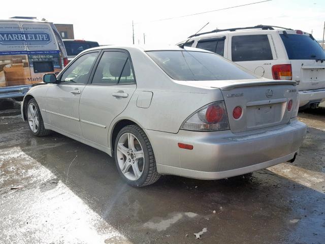 JTHBD192440083864 - 2004 LEXUS IS 300 SILVER photo 3