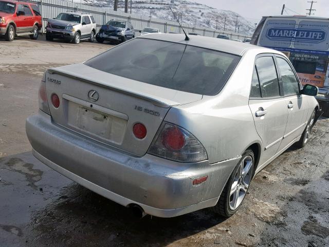 JTHBD192440083864 - 2004 LEXUS IS 300 SILVER photo 4