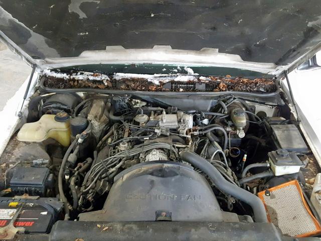 2FALP74W2VX108229 - 1997 FORD CROWN VICT WHITE photo 7