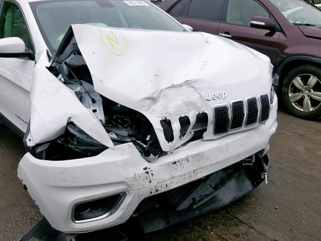 1C4PJMDX2KD161570 - 2019 JEEP CHEROKEE L WHITE photo 9