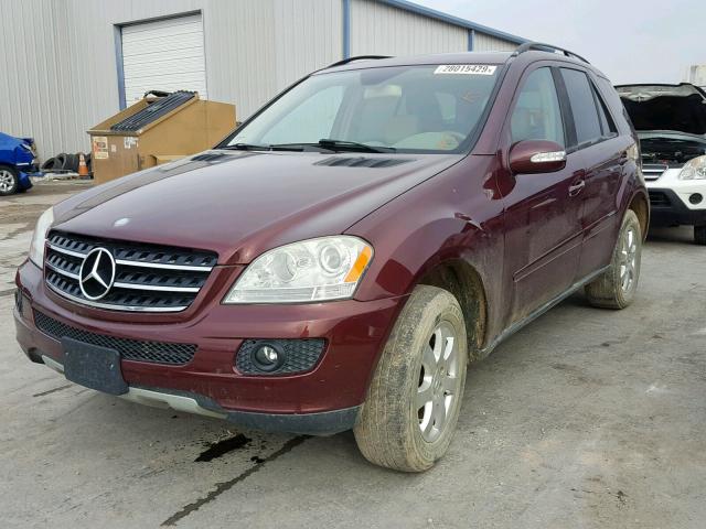 4JGBB86EX7A185792 - 2007 MERCEDES-BENZ ML 350 BURGUNDY photo 2