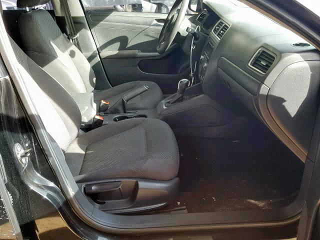 3VW2K7AJ4CM385385 - 2012 VOLKSWAGEN JETTA BASE Սև լուսանկար 5