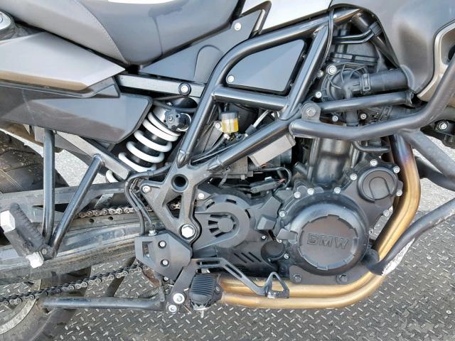 WB10B1109DZF84673 - 2013 BMW F700 GS BLACK photo 7