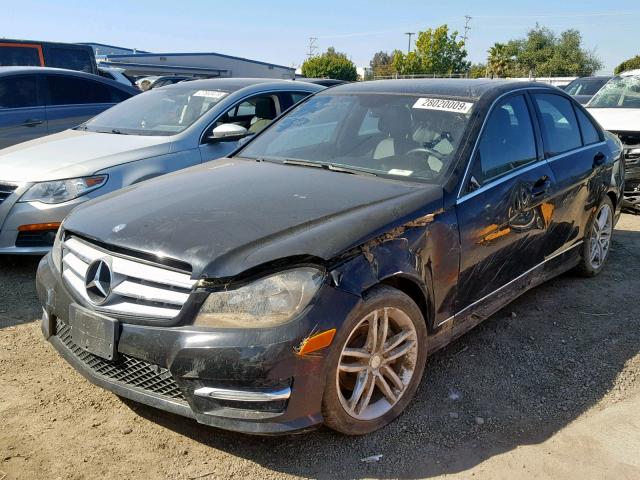 WDDGF4HB7DR296183 - 2013 MERCEDES-BENZ C 250 BLACK photo 2