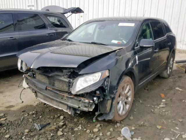 2LMHJ5FK4DBL54016 - 2013 LINCOLN MKT BLACK photo 2