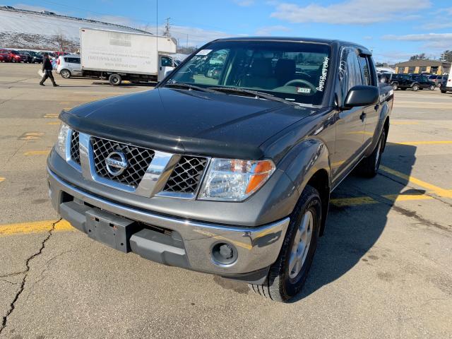 1N6AD07W88C434676 - 2008 NISSAN FRONTIER C GRAY photo 1