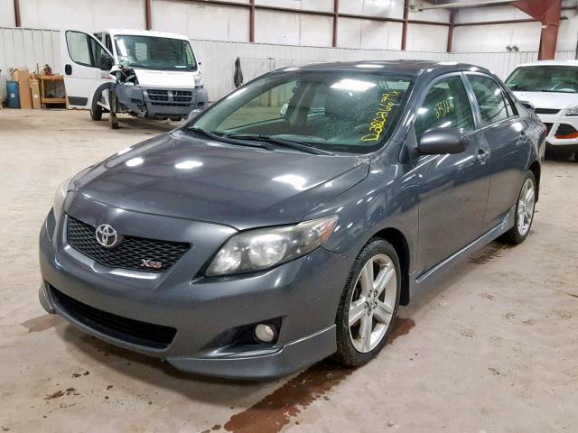 2T1BE40E39C027502 - 2009 TOYOTA COROLLA XR GRAY photo 2