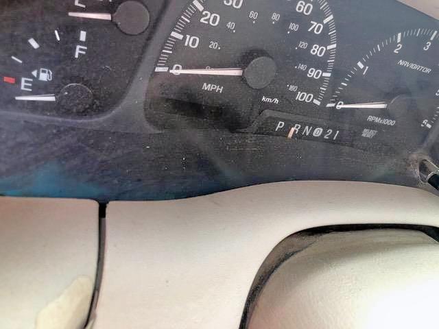 5LMPU28A0XLJ39736 - 1999 LINCOLN NAVIGATOR Bleu photo 8