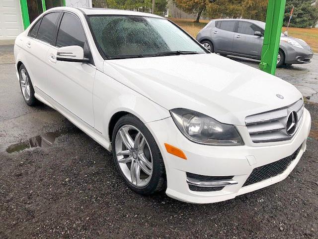 WDDGF4HB5DR256555 - 2013 MERCEDES-BENZ C 250 WHITE photo 1