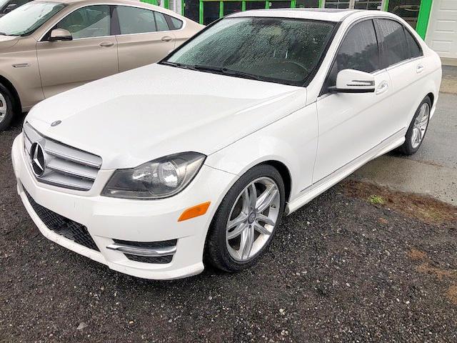 WDDGF4HB5DR256555 - 2013 MERCEDES-BENZ C 250 WHITE photo 2