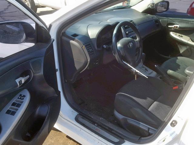 1NXBE40E09Z068524 - 2009 TOYOTA COROLLA XR 白色 照片 9