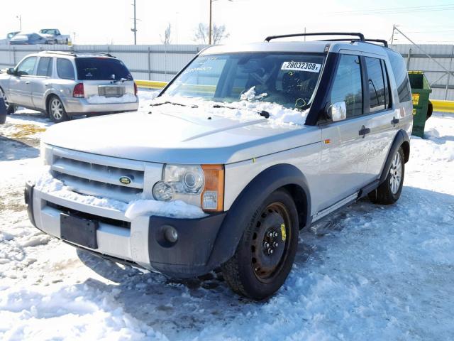 SALAE25445A326441 - 2005 LAND ROVER LR3 SE SILVER photo 2