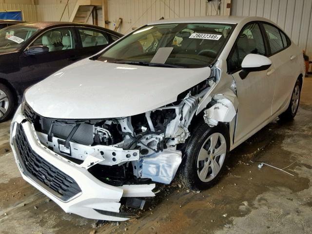 1G1BC5SM8J7228911 - 2018 CHEVROLET CRUZE LS WHITE photo 2