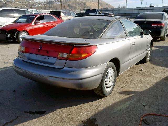 1G8ZH1278WZ266042 - 1998 SATURN SC2 GRAY photo 4